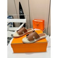 Hermes Slippers